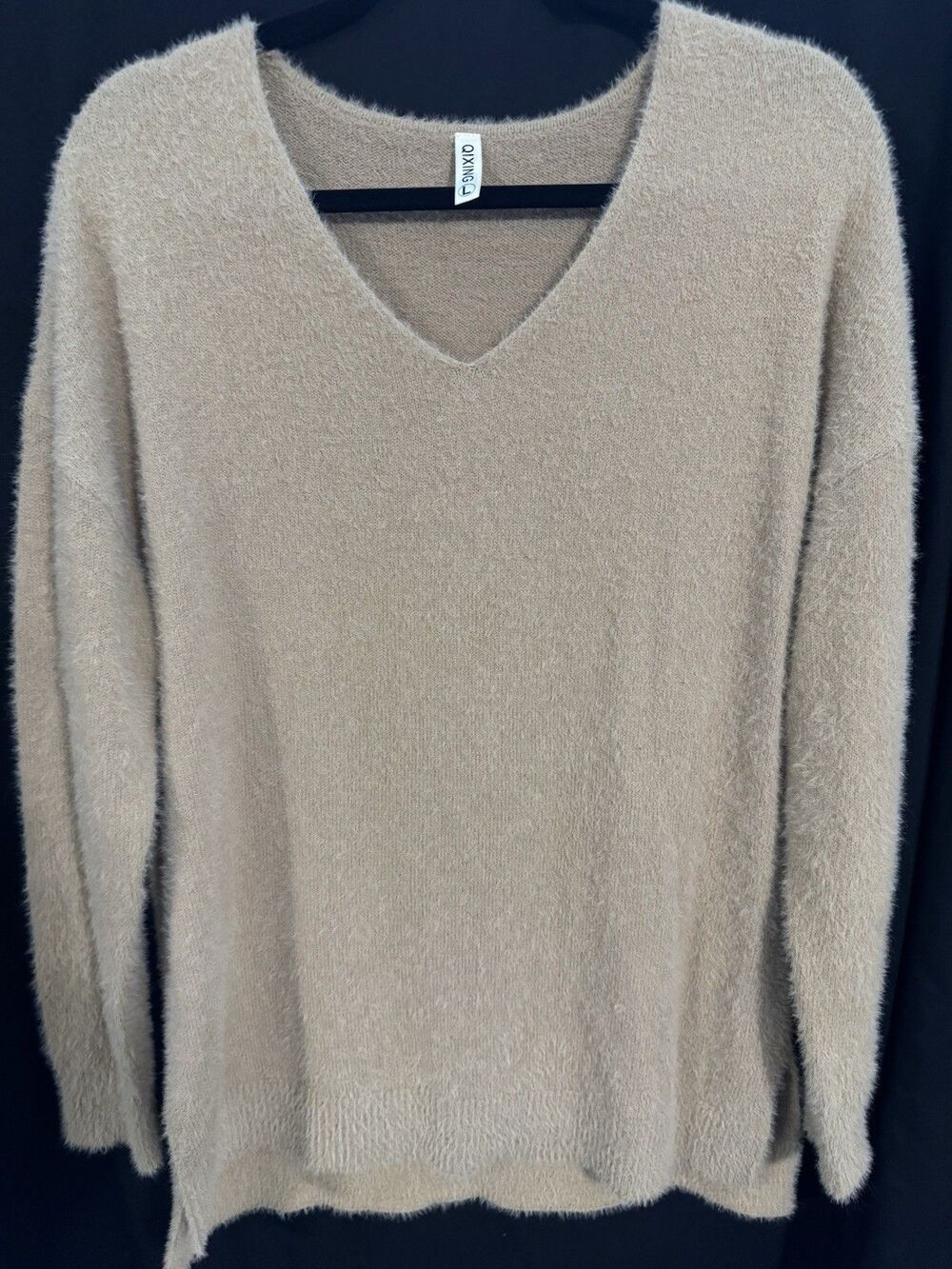 QIXING Womens Beige Solid Fuzzy Knit V-Neck Pullover Sweater Long Sleeve L